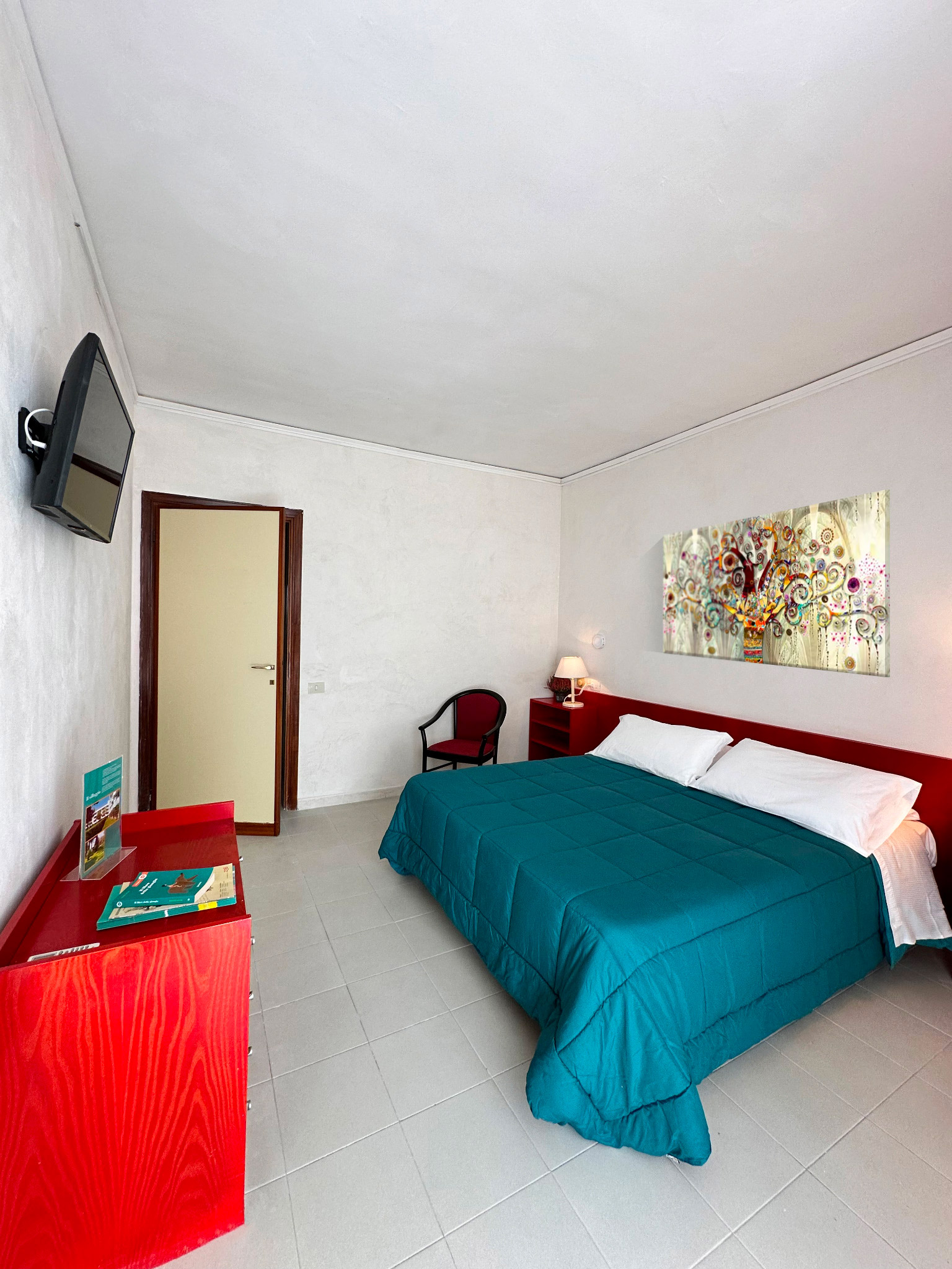 EraOra Hotel Village